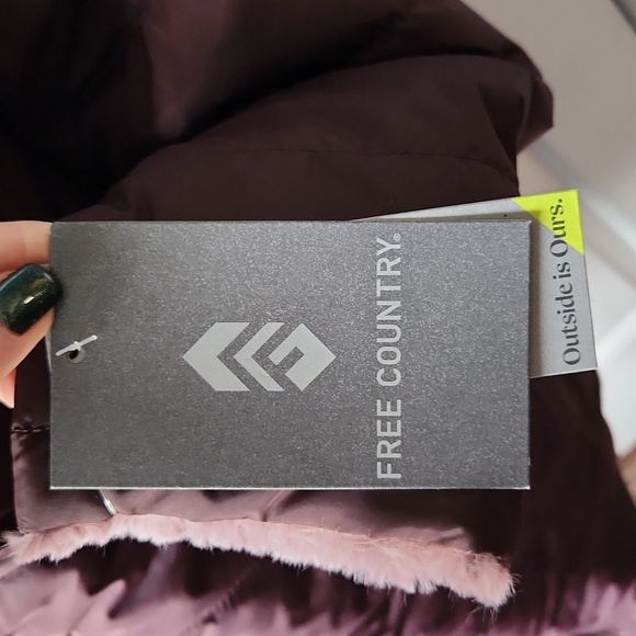 NEW Free Country Reversible Burgundy coat - Picture 5 of 7